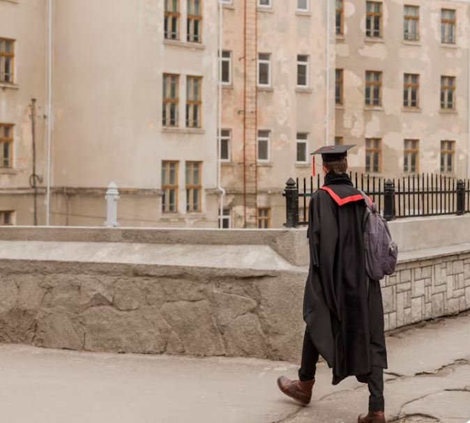 A High School in Blue Springs Just Canceled Graduation—Here’s the Real Reason