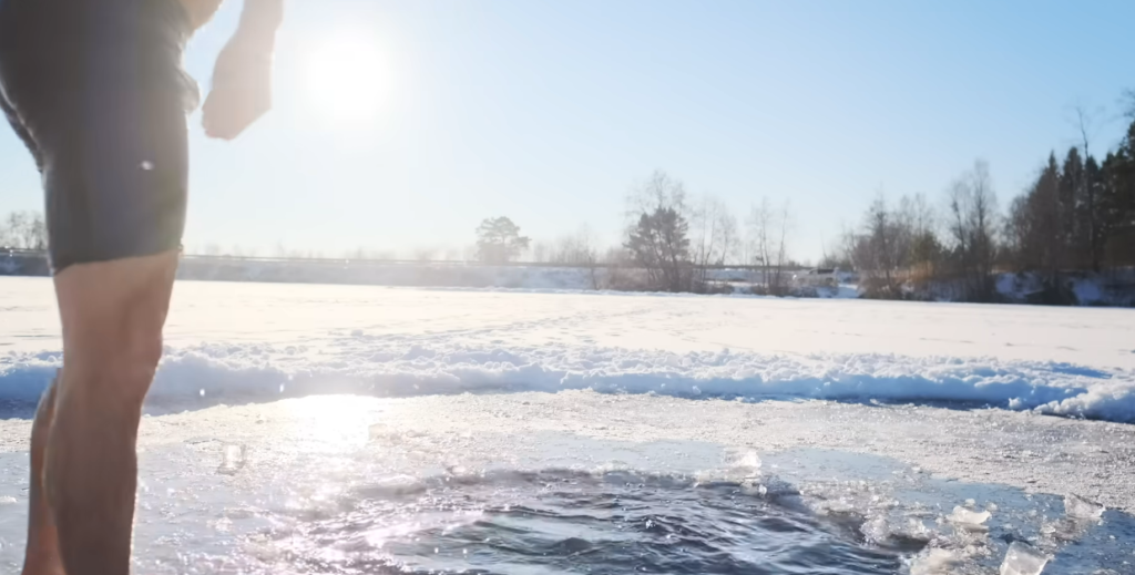 Cold Plunge Hype: Huberman Lab Reviews the Science—Is the Dopamine Spike Worth the Risk of Hypothermia?