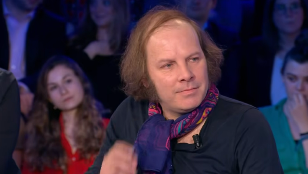 Philippe Katerine: The Man Who Turned Strangeness Into a French Institution