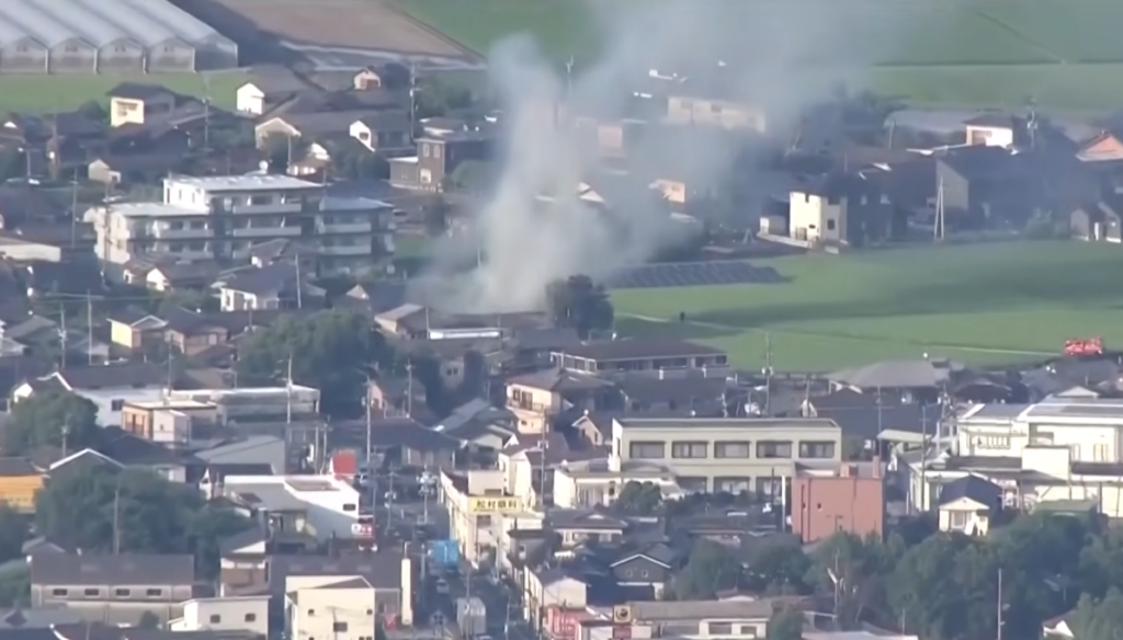 Japan Earthquake Kills Multiple People and Traps Dozens Inside Kumamoto Mall