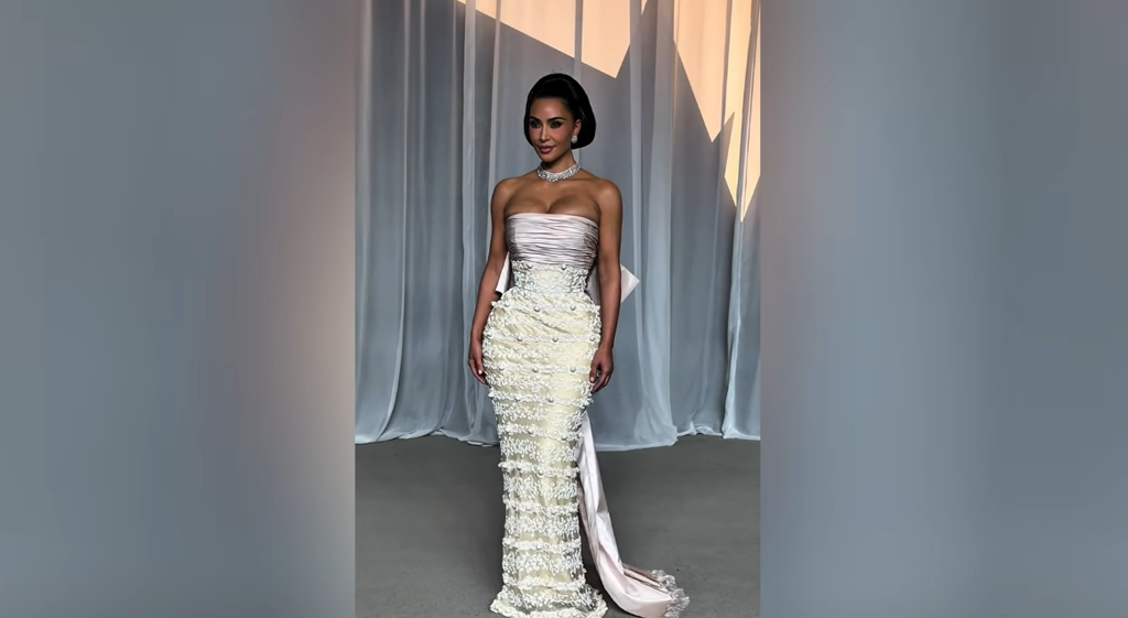 Kim Kardashian at the Academy Museum Gala Wore a 75-Year-Old Dress and 65 Carats of Diamonds — and It Worked Kim Kardashian at the Academy Museum Gala Wore a 75-Year-Old Dress and 65 Carats of Diamonds — and It Worked